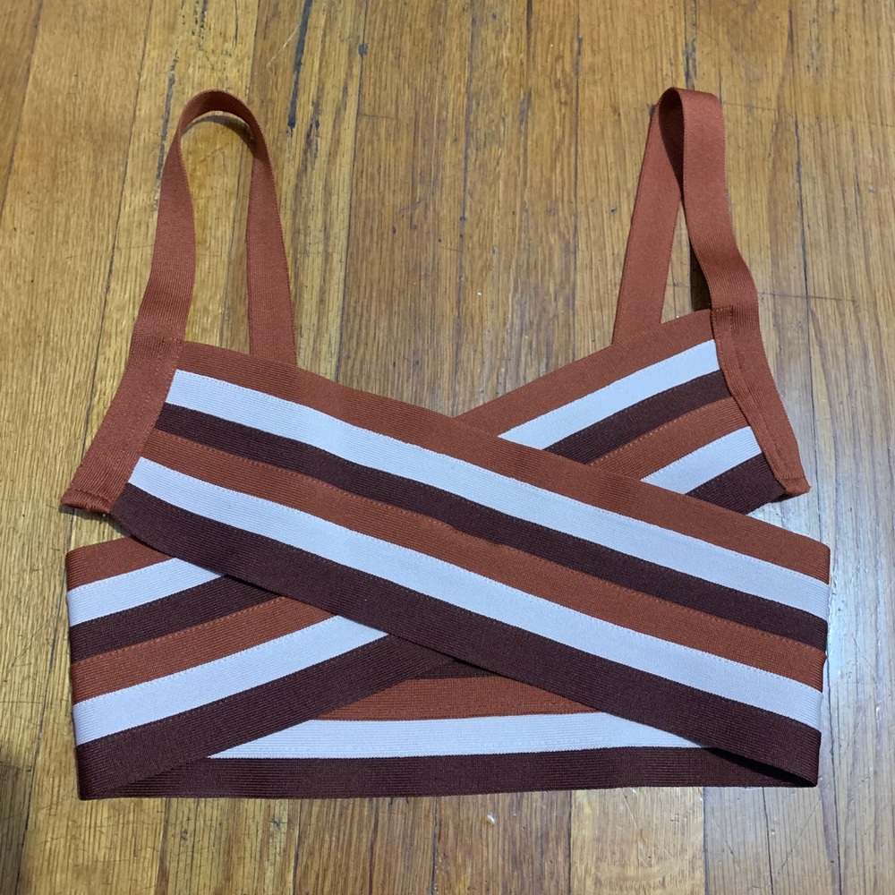 Akira crop top!